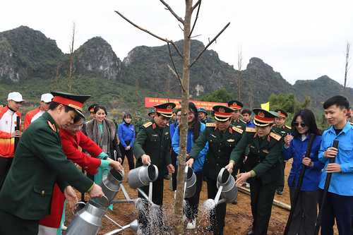 Đại tướng Phan Văn Giang dự Lễ phát động Tết trồng cây của Bộ Tổng Tham mưu