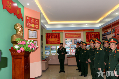 Hành quân về nguồn kỷ niệm 73 năm Ngày truyền thống Thanh niên Quân đội