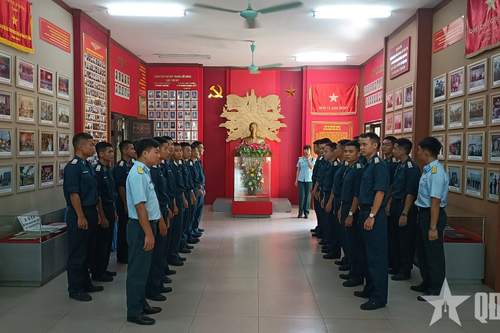 'Về đây đơn vị là nhà' - nét đẹp trong giáo dục chính trị ở Trung đoàn 236