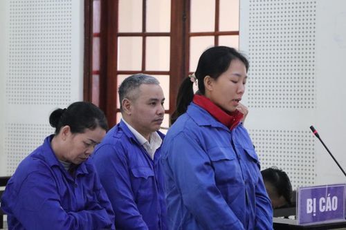 Nhóm bạn tù lại kéo nhau vào 'nhà đá' vì ma túy