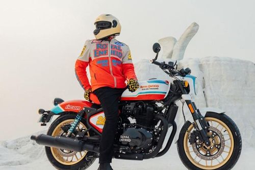 Ngắm 'xế nổ' Royal Enfield Shotgun 650 đẹp mê ly chỉ 122 triệu đồng