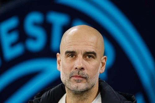 HLV Man City bất ngờ xin lỗi học trò