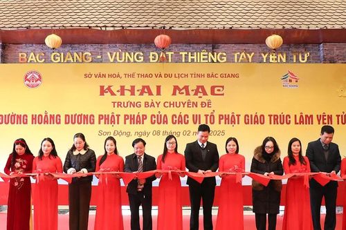 Bắc Giang giới thiệu nhiều hình ảnh, hiện vật Phật giáo thời Lý - Trần