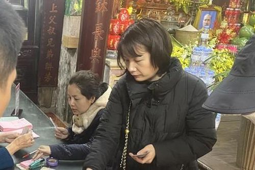 Rầm rộ dâng sao giải hạn: 'Dịch vụ' giải hạn, giá nào cũng có