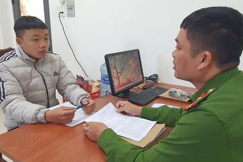 Đột nhập nhà hàng xóm trộm vàng
