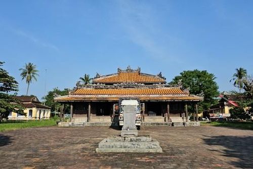 Di tích Quốc Tử Giám hiện do ai quản lý?
