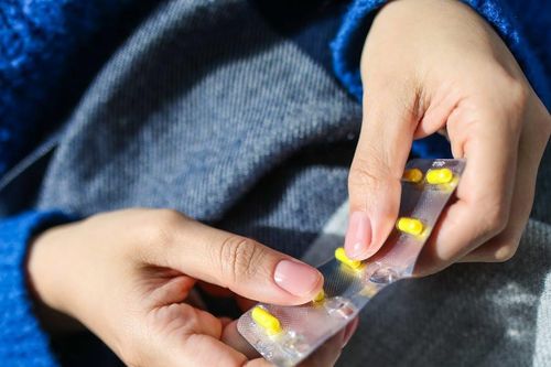 Phân biệt cảm lạnh và cúm gây nhiều biến chứng nguy hiểm