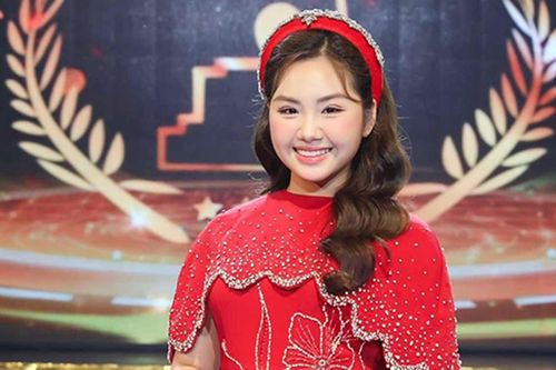Nữ ca sĩ trẻ khiến 2 danh ca Ngọc Sơn - Phương Dung khen chê trái chiều