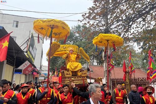 Nghi lễ rước vua, chúa có một không hai tại Hà Nội