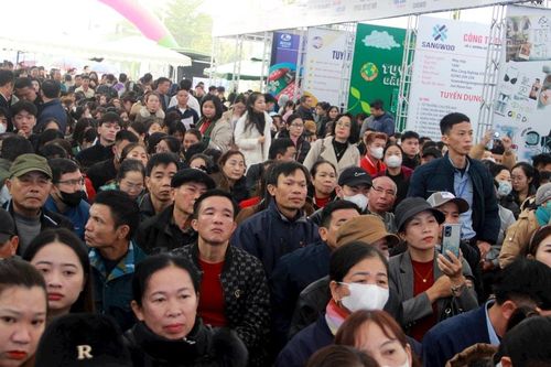 Hàng nghìn lao động đến với cơ hội việc làm đợt 1 năm 2025 tại VSIP Nghệ An