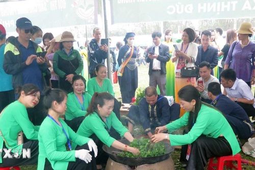 Thái Nguyên: Lễ hội Hương sắc trà Xuân - Vùng chè đặc sản Tân Cương
