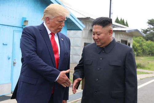 Ông Trump muốn kết nối lại với lãnh đạo Triều Tiên
