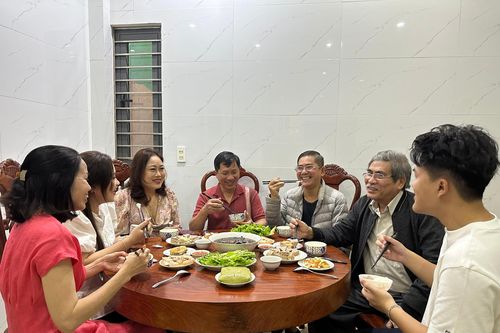 Xuân về trong bữa cơm đầu năm