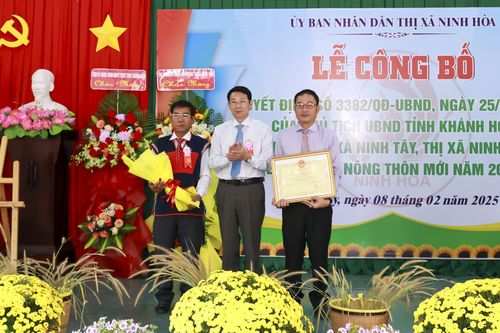 Ninh Hòa: Tổ chức Lễ công bố xã Ninh Tây đạt chuẩn nông thôn mới