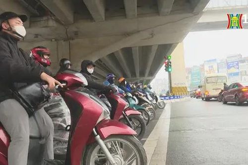CSGT duy trì kiểm tra, xử lý vi phạm TTATGT sau Tết