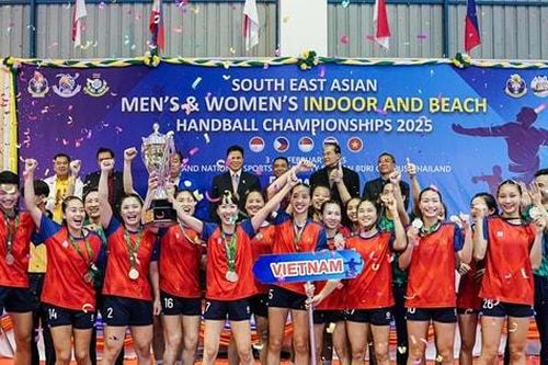 Tuyển bóng ném nữ Việt Nam vô địch Giải bóng ném trong nhà Vô địch Đông Nam Á 2025