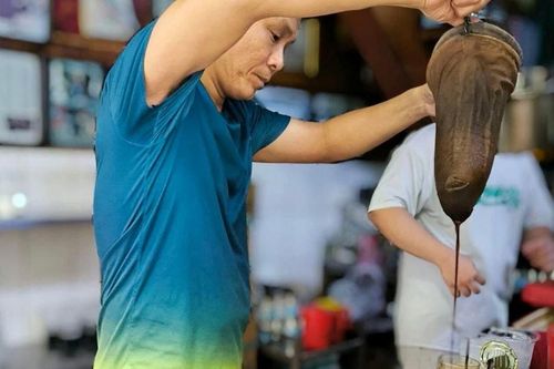 Thơm mãi cà phê 'vợt'