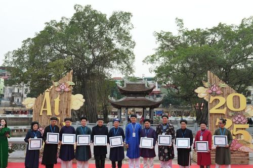 Bế mạc Hội Chữ Xuân Ất Tỵ 2025