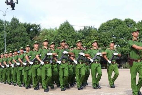Quy định về chế độ thăng cấp bậc hàm trong Công an nhân dân