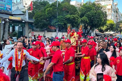 Lễ hội Nghinh Ông tuần du, cầu mưa thuận gió hòa và quốc thái dân an