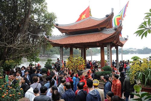 Phát triển du lịch bền vững