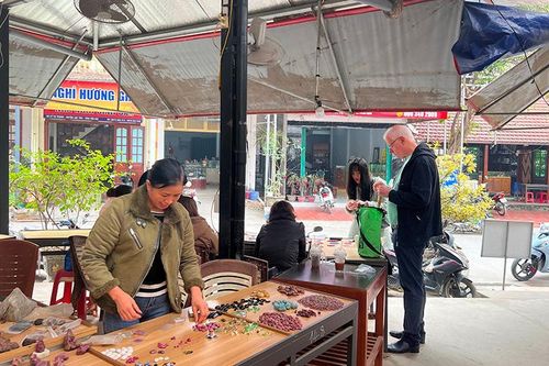 Dạo chơi nơi miền đất ngọc