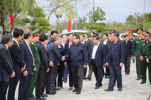 Thủ tướng Chính phủ Phạm Minh Chính thăm, làm việc tại Quảng Ngãi