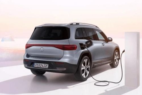 Triệu hồi hơn 7.300 xe SUV điện Mercedes-Benz EQB tại Mỹ do lỗi pin