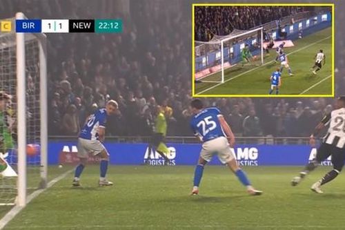 Lại có thêm 'bàn thắng ma', vậy tại sao công nghệ VAR không được áp dụng ở FA Cup?