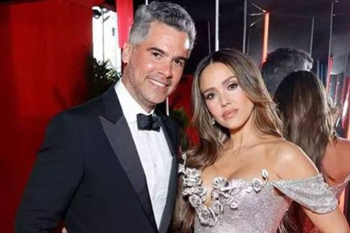 Nữ diễn viên đình đám showbiz đệ đơn ly hôn chồng sau 17 năm chung sống