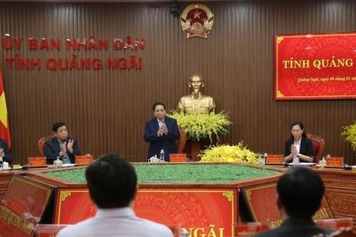 Thủ tướng Phạm Minh Chính làm việc với Tỉnh ủy Quảng Ngãi