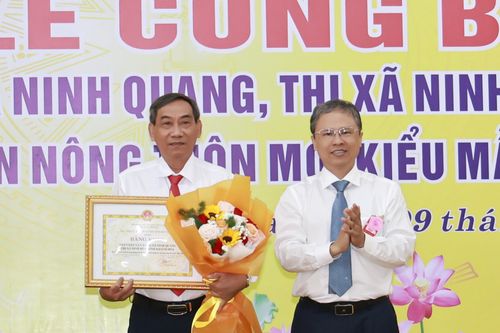 Ninh Hòa: Công bố xã Ninh Quang đạt chuẩn nông thôn mới kiểu mẫu