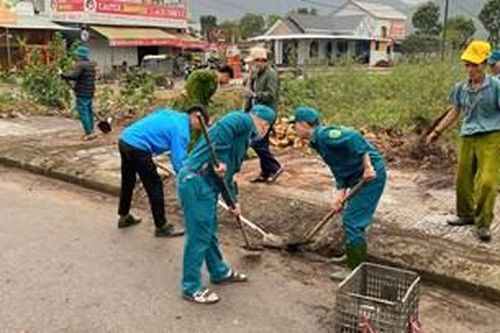 Phú Lộc: Đồng loạt ra quân 'Ngày Chủ nhật xanh'