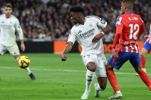 Real Madrid duy trì vị trí dẫn đầu BXH