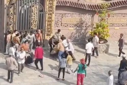Xác định 10 đối tượng dàn cảnh cướp giật ở chùa Kim Tiên