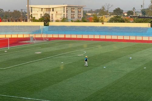 Đội bóng thứ 2 tại V.League đổi sân nhà ngay giữa mùa giải