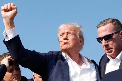 Ông Trump yêu cầu Mật vụ cung cấp toàn bộ thông tin 2 vụ ám sát