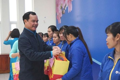 Đa dạng các hoạt động chăm lo cho người lao động