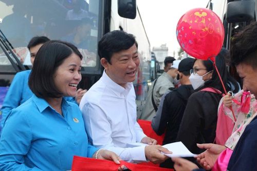 Bình Dương: Nhiều hoạt động hỗ trợ ý nghĩa cho người lao động