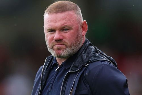 Rooney tái xuất trong vai trò mới