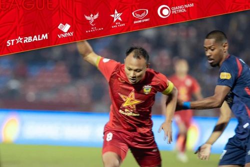 'Vua hòa' Hà Tĩnh tiếp tục chuỗi bất bại tại V-League, CAHN bất lực chia điểm