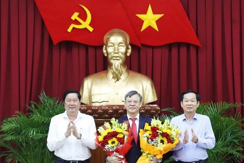 Thành ủy Cần Thơ có tân Phó Bí thư