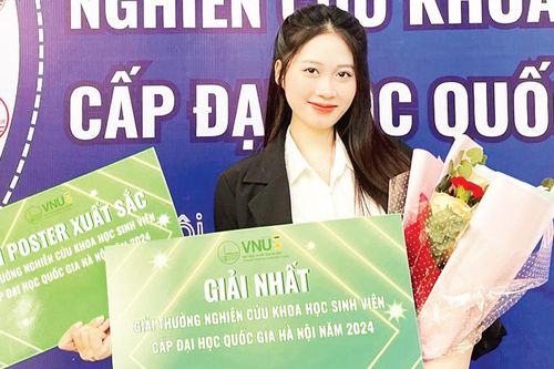 Nữ sinh tài năng, nhiệt huyết vì cộng đồng