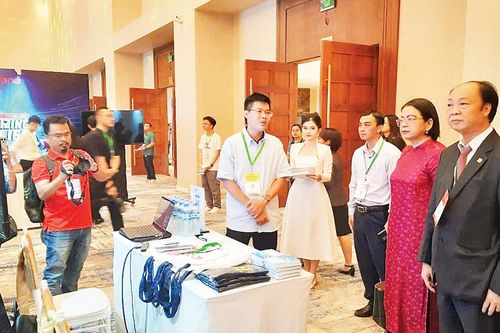Xây dựng nền công vụ hiện đại, hiệu lực, hiệu quả