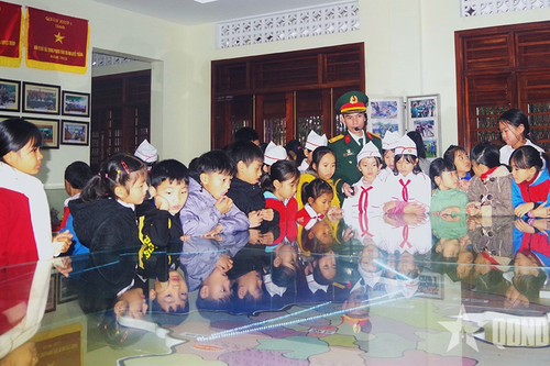 Thắp sáng ngọn lửa truyền thống