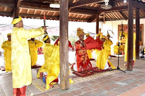 Lễ báo ân Đô đài Ngự sử Bùi Cầm Hổ