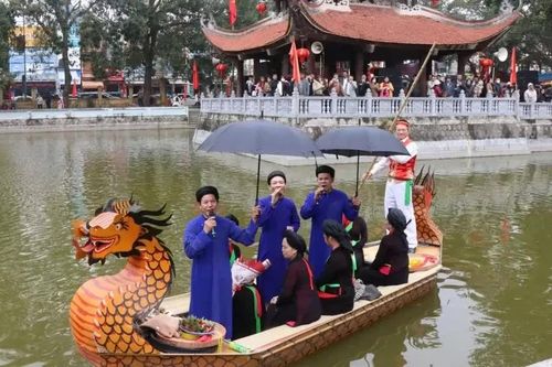 Du khách nô nức trẩy Hội Lim, đắm chìm trong làn Quan họ mượt mà, vang, rền, nền, nẩy