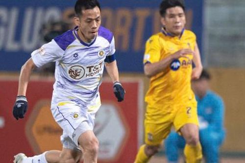 Văn Quyết tỏa sáng, Hà Nội FC thắng đậm SLNA