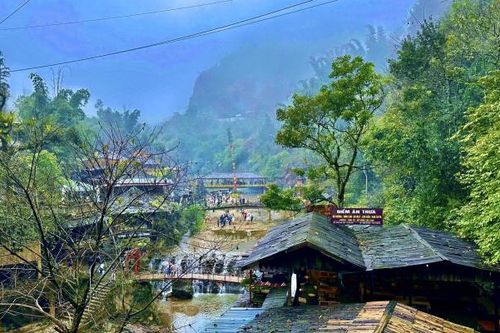 Thị trấn Sa Pa - điểm dừng chân lý tưởng của khách du lịch
