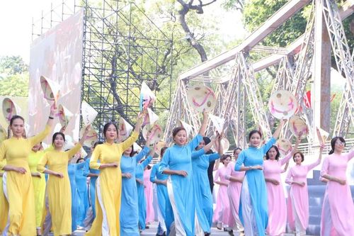 Cơ hội để phụ nữ Việt Nam tiếp tục khẳng định vị thế